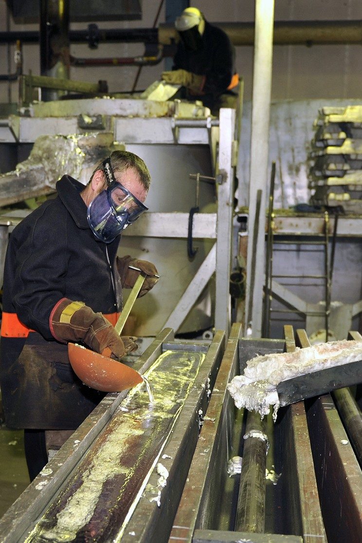 Anode casting